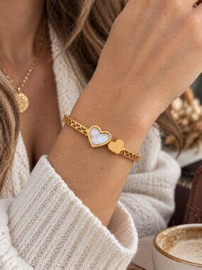 18K Gold Plated Stainless Steel Romantic Heart Hinged Bangle Bracelet Gold 2.4"
